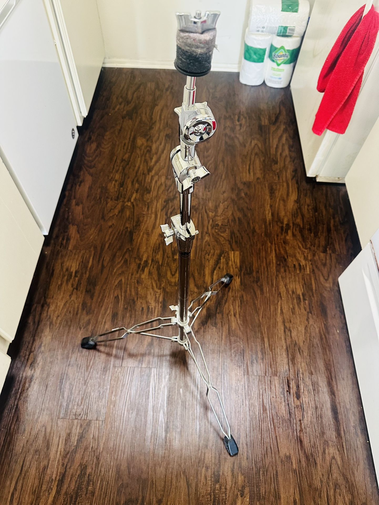 DW5000 Cymbal Stand In Excellent Condition