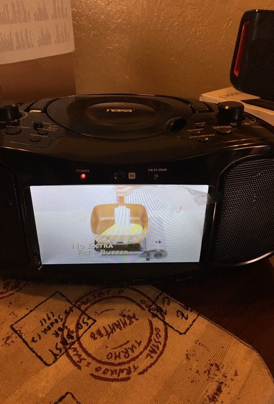 7" Bluetooth Dvd Boombox with Tv 📺