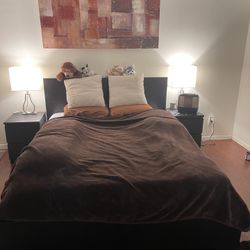 Black Wood Bedframe With 2 Side Tables With 2 Drawers Each