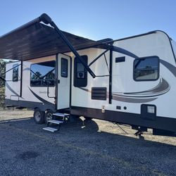 2018 Travel Trailer For Sale