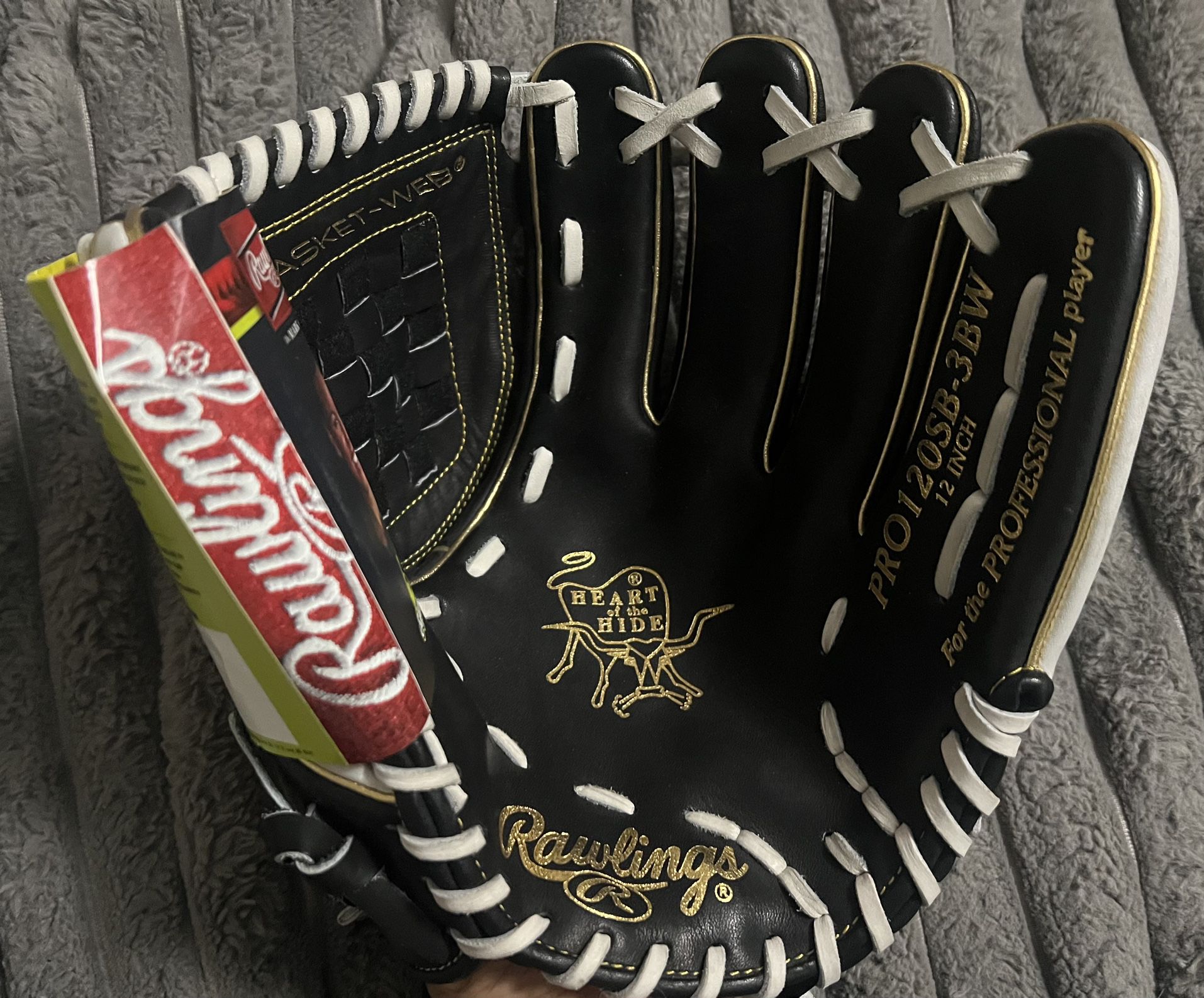 Rawlings Heart of the Hide Fast Pitch Softball Glove 
