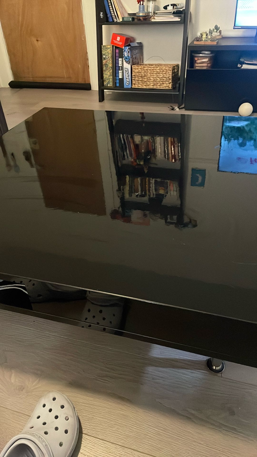 Living Room Table/Coffee Table