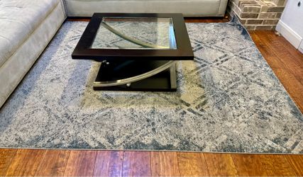 Very good condition - Grey-Blue & Beige Area Rug 7’10” x 9’10”