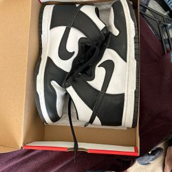 NIKE DUNK HI RETRO SIZE 9 MEN