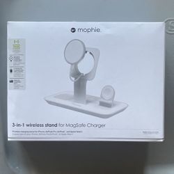 Mophie 3 In 1 For iPhone Air Pods And Apple Watch 