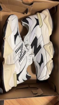 New Balance 9060 B&w