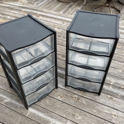 Rubbermaid plastic drawers