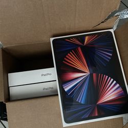 Ipad Pro Wifi Only 2 256gb 1000$ & (contact info removed)