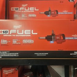 Milwaukee
M18 FUEL 18V Lithium-Ion Brushless Cordless 1 in. Impact Wrench Extended Reach D-Handle (Tool-Only)