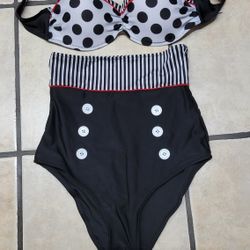 Classic Ladies Bandeau Style Two Piece Swimsuit, New