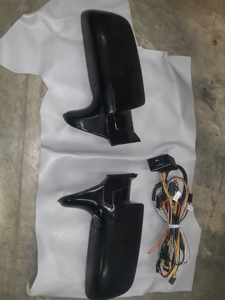 Chevy Squarebody Power Mirrors With Wire Harness And Directional Switch