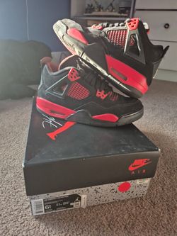 Jordan 4 Red Thunders 