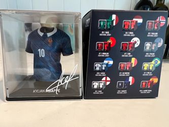 Mbappe mini jersey