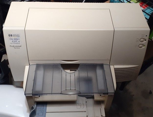 HP Deskjet 820CXI Printer