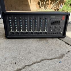 🎚️ Fender SR8300P Powered Mixer — $125 OBO (Quick Sell)