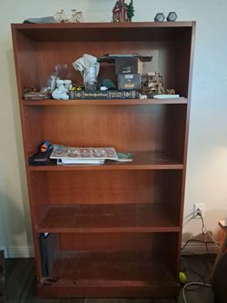 Solid wood bookshelf