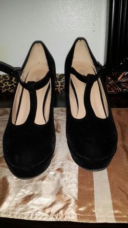 Beautiful shoes 7.5 in good condition