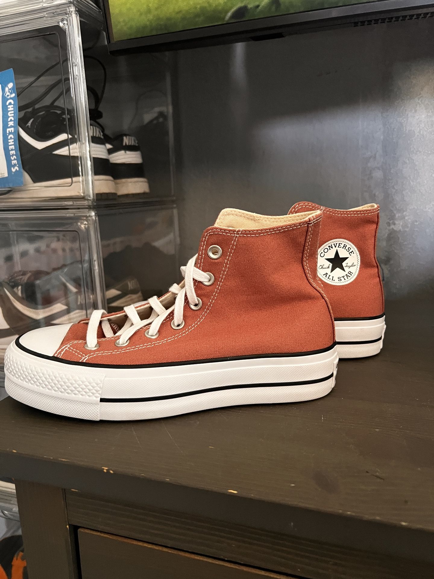 Converse