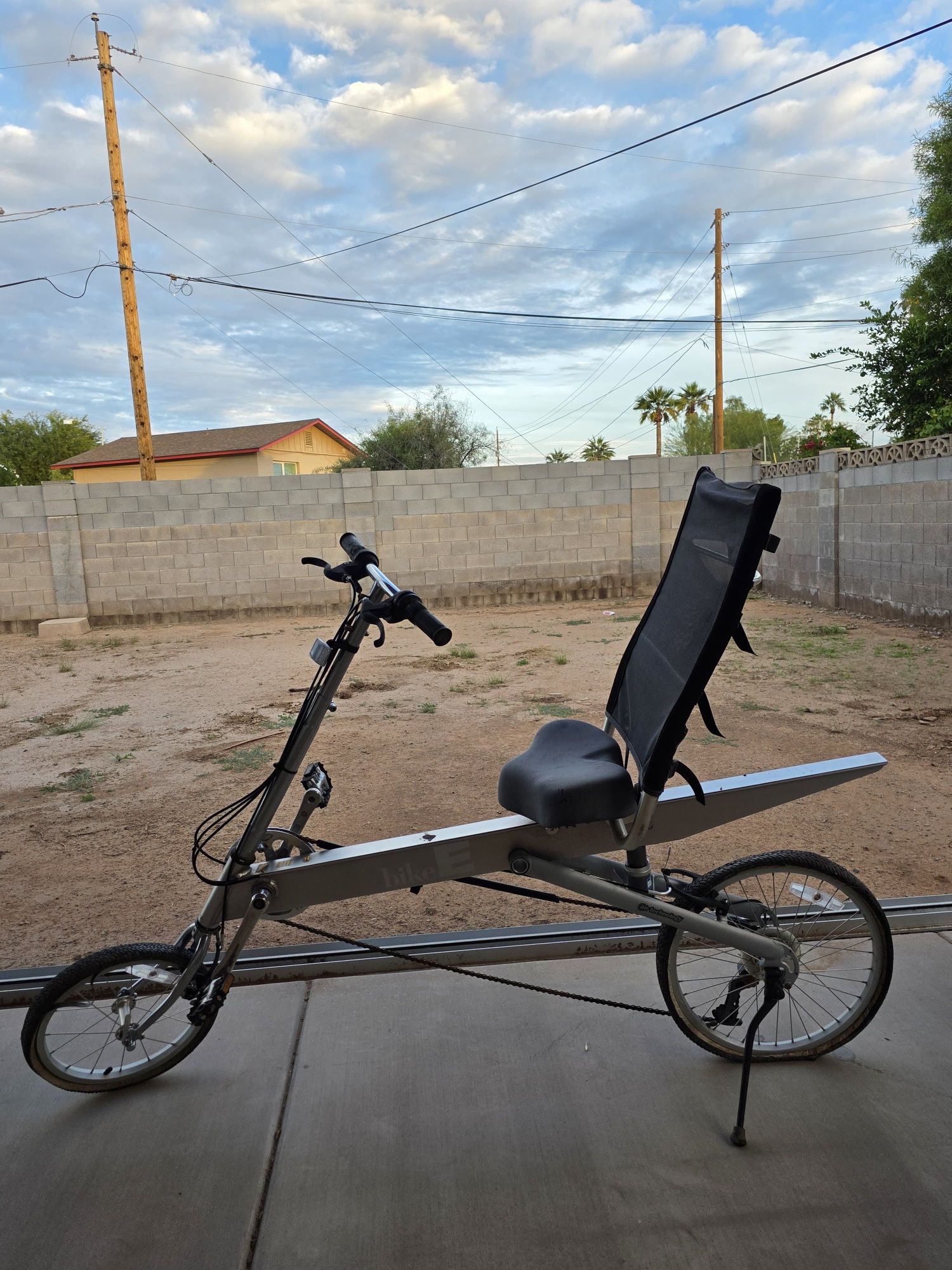 Recumbent Bike (BikeE style) – Needs TLC