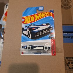 Hot Wheels Treasure Hunt.  Chevroetor 