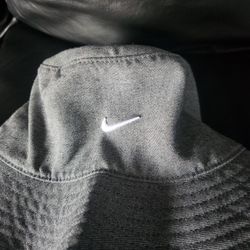 Nike Bucket Hat