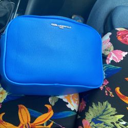 Authentic purse  Karl  Blue camera  sise shoulder stripe  paris beautiful original
