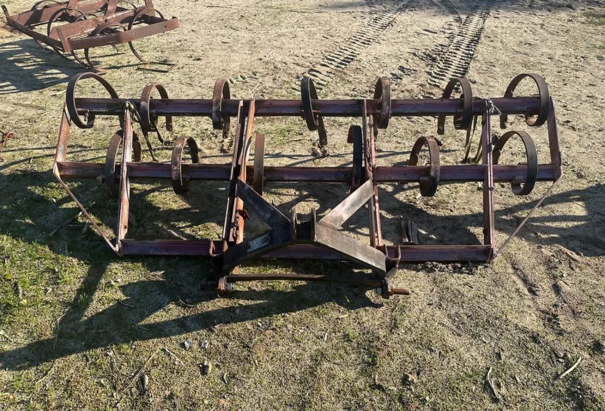 Tractor Springtooth Attachment