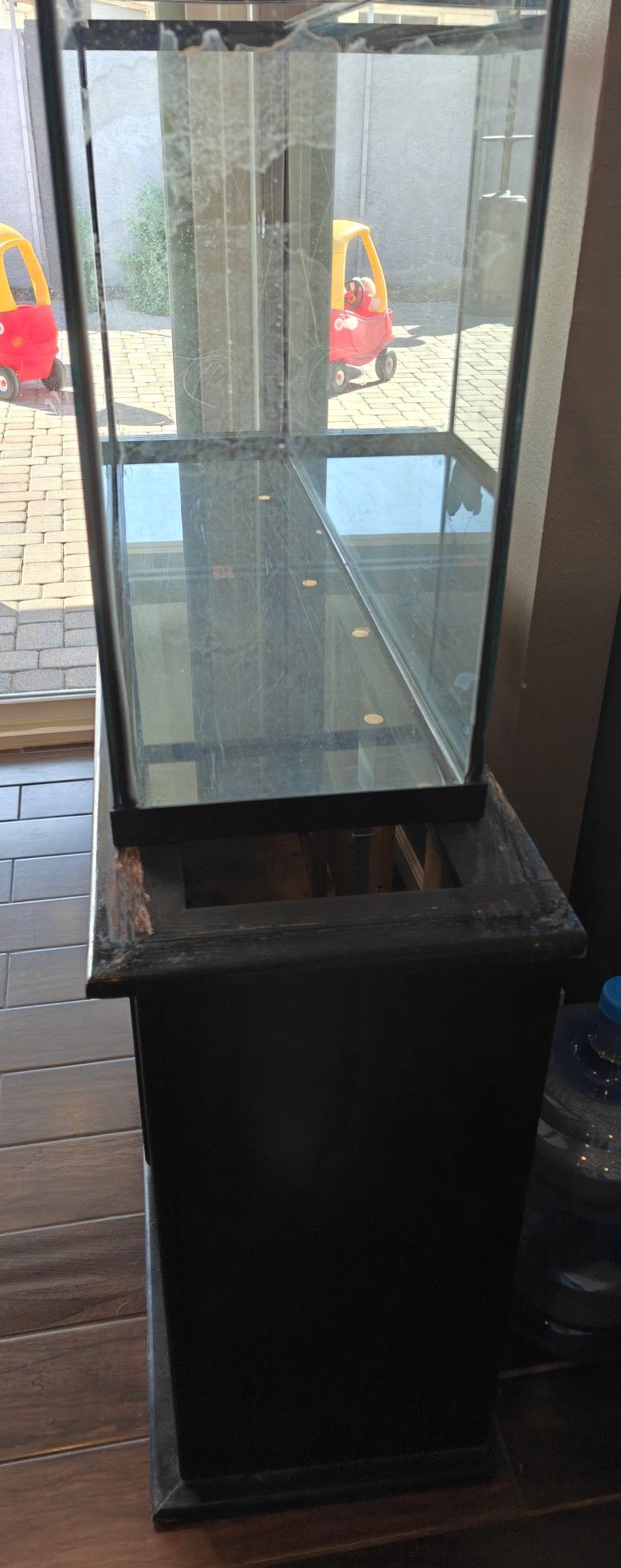 60 Gallon Fish Tank with Stand