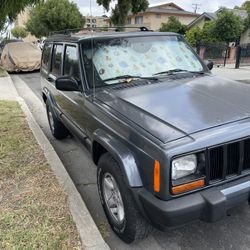 2001 Jeep Cherokee Classic Sport 6 Cylinder