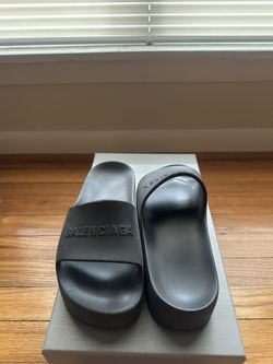 Balenciaga Slides