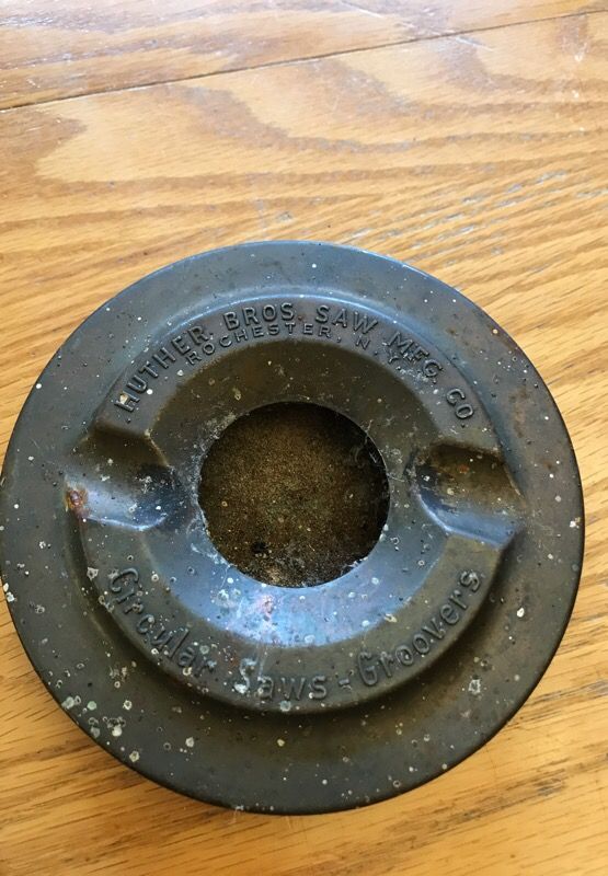 Vintage Ashtray Huthwr Bros Saw Mfg Co