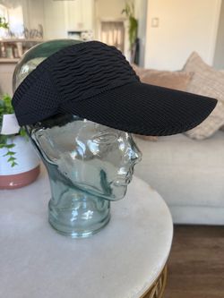 Black Knit Sun Visor Hat