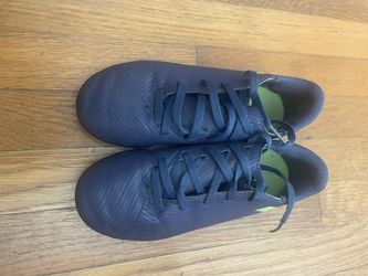 Adidas Soccer Boots Cleats Shoes Kids Size 13