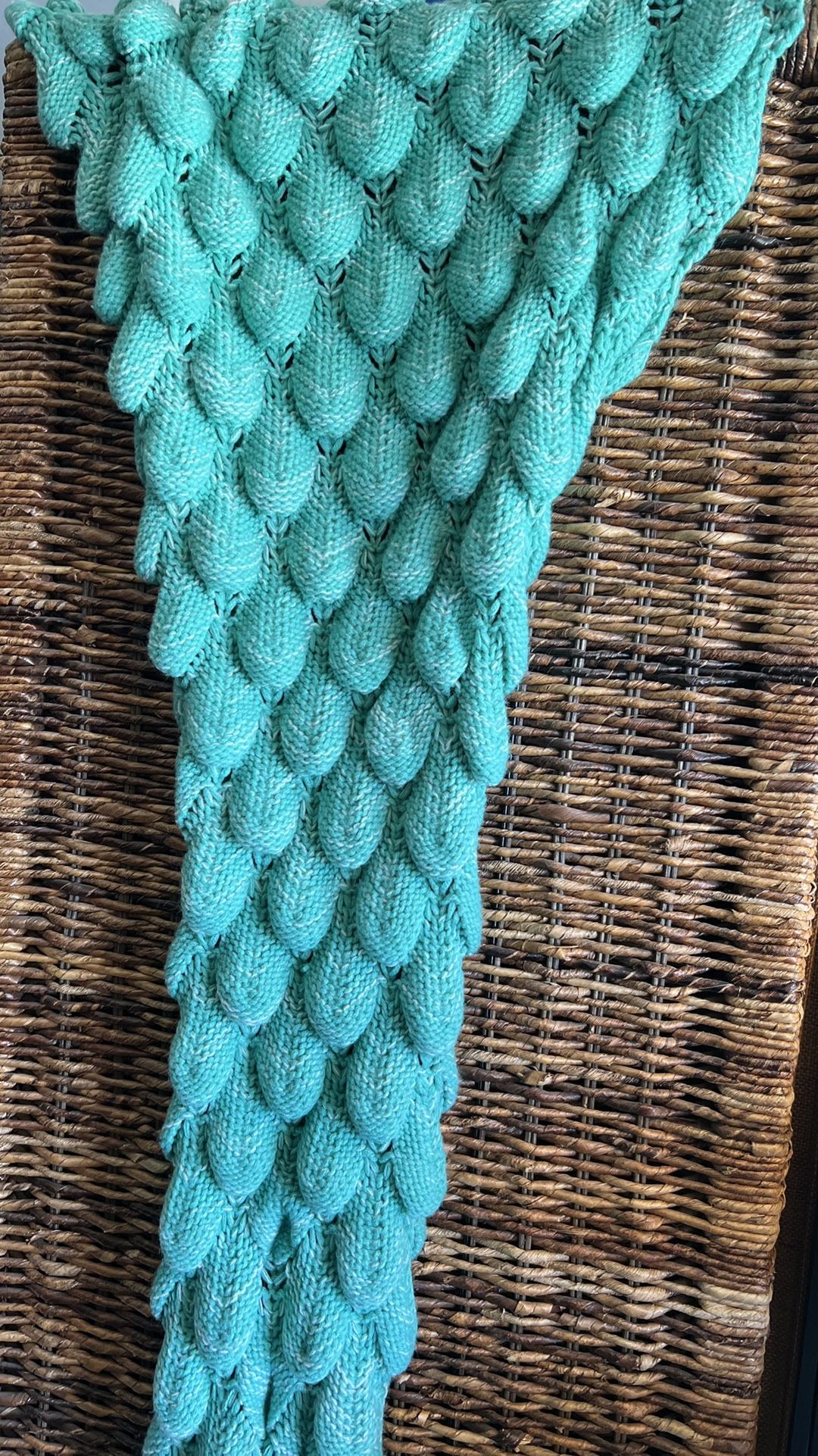 Girls Mermaid Tail Blanket