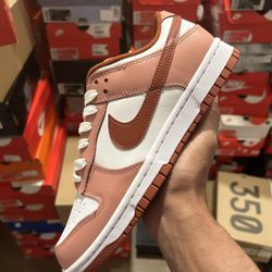 Nike Dunk Low - Red Stardust 