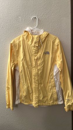Women’s North Face Rain Jacket Size M
