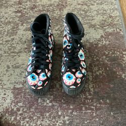 Women’s High Top Sneakers, Size 8