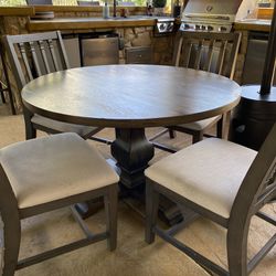 Wooden Table With 4 Chairs 
