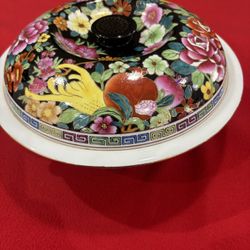 Vintage 1960's Casserole Dish/Lidded Dish Chinese Classic Flowers Mille Fleur Gold Gild Chinese Classic "Hundreds of Flowers"