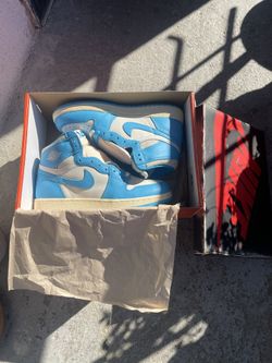 Air Jordan 1 Reimagined UNC