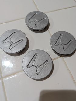 2000s Honda Accord Center Caps Stock Rims