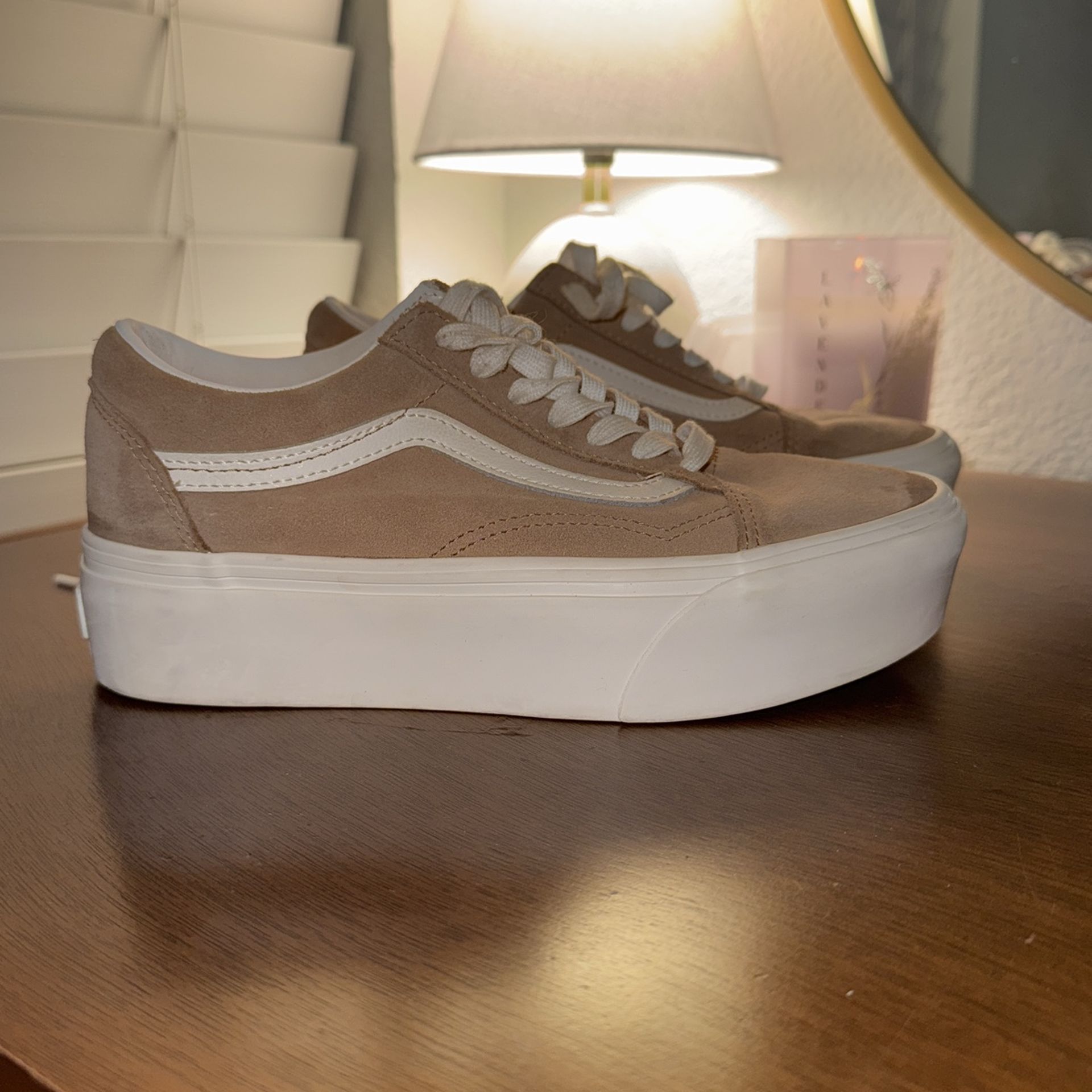 Platform Beige Vans