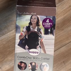 Boppy baby Carrier