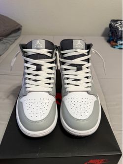 Retro Jordan Grey 1s