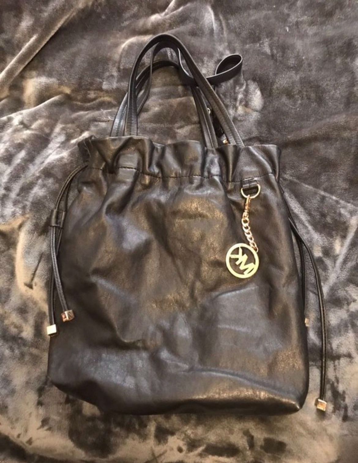 Authentic Michael Kors Black Leather Shoulder / Hand Bag Purse 👜