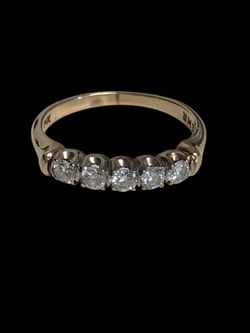 Gold diamond ring #31464