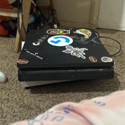 PlayStation 4 Slim