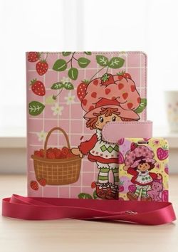Strawberry Shortcake-themed A5 6 ring binder