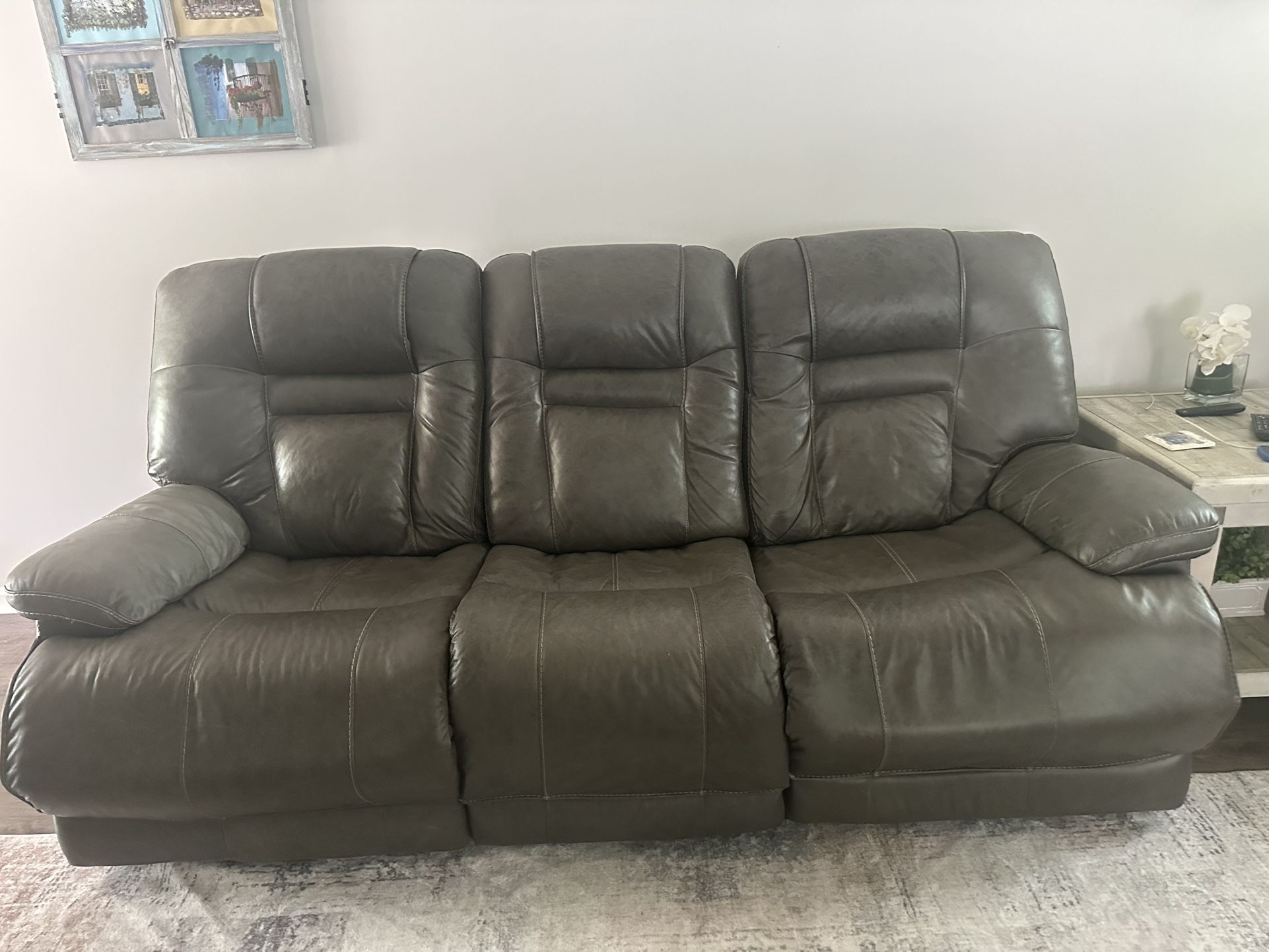 Leather Sofa And Recliner For Sale!!! Best Offer!!