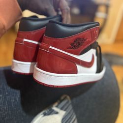Jordan’s 1s Black Red N White 